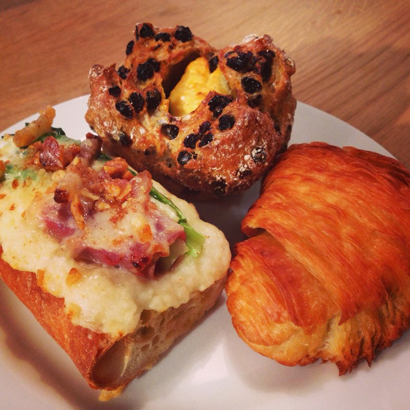 クロワッサン、タルティーヌ他(365日)