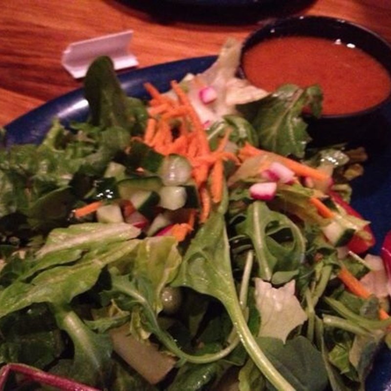 サラダ(Dinosaur Bar-B-Que)