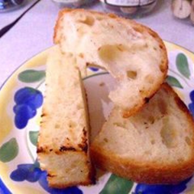 自家製パン(イル・プルチネッラ （IL PULCINELLA 【旧店名】パスタR）)