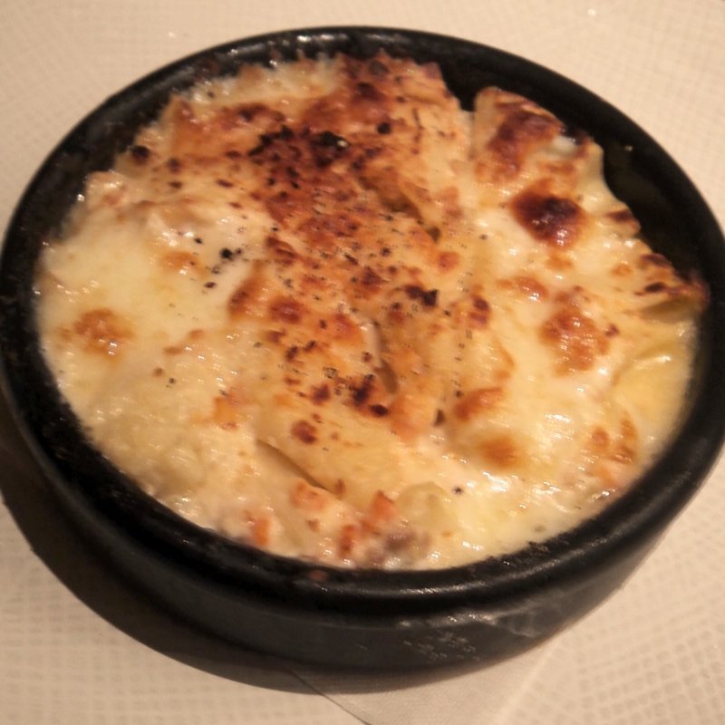 本日のパスタ　ペンネのグラタン(オービカ モッツァレラバー 六本木ヒルズ店 （OBIKA MOZZARELLA BAR）)