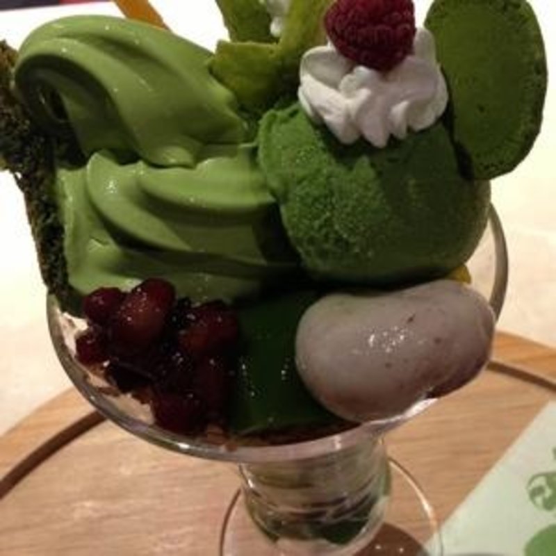 抹茶パフェ(日本茶専門店 CHASEN)
