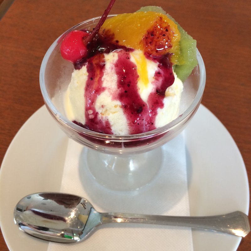 ミニパフェ(モレット グリル Mollete Grill)