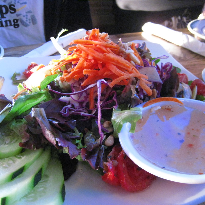 Large House Salad(Giovanni's Restaurant)