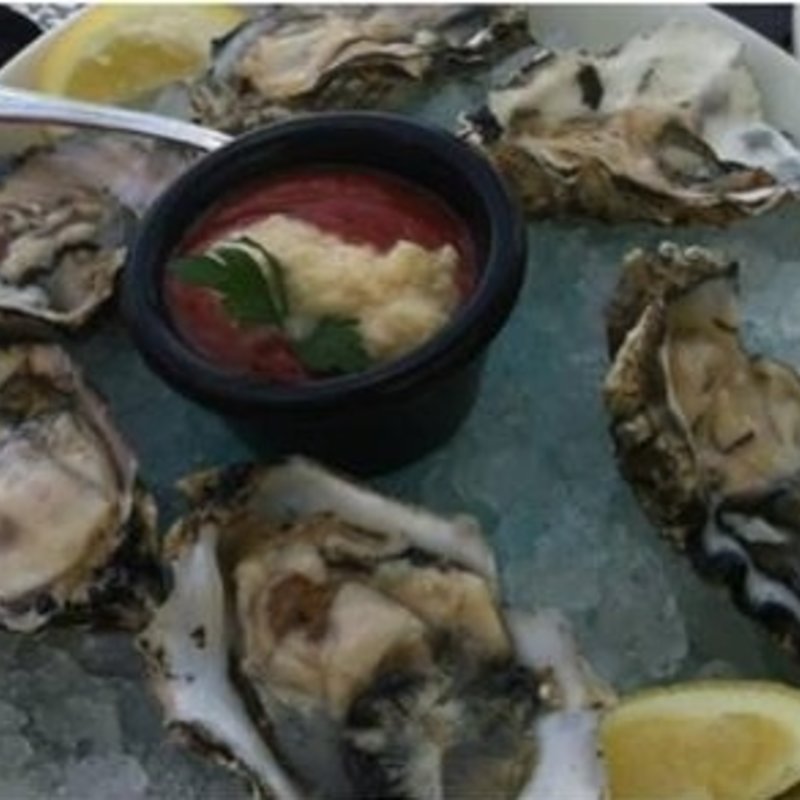 Oysters on the Half Shell 1/2 doz(Peohe's)