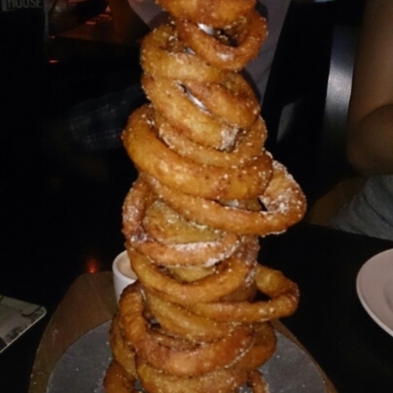 オニオンリングタワー(Yard house waikiki)