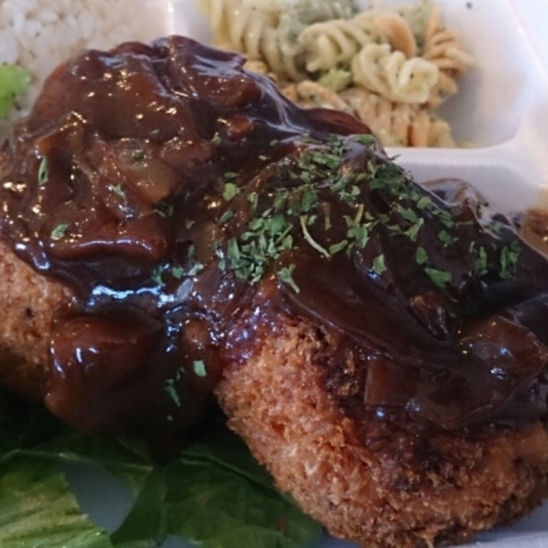 メンチカツ(Pioneer Saloon)