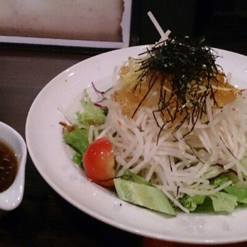 大根サラダ(ROBATA GRILL TSUKUNEYA STYLE)