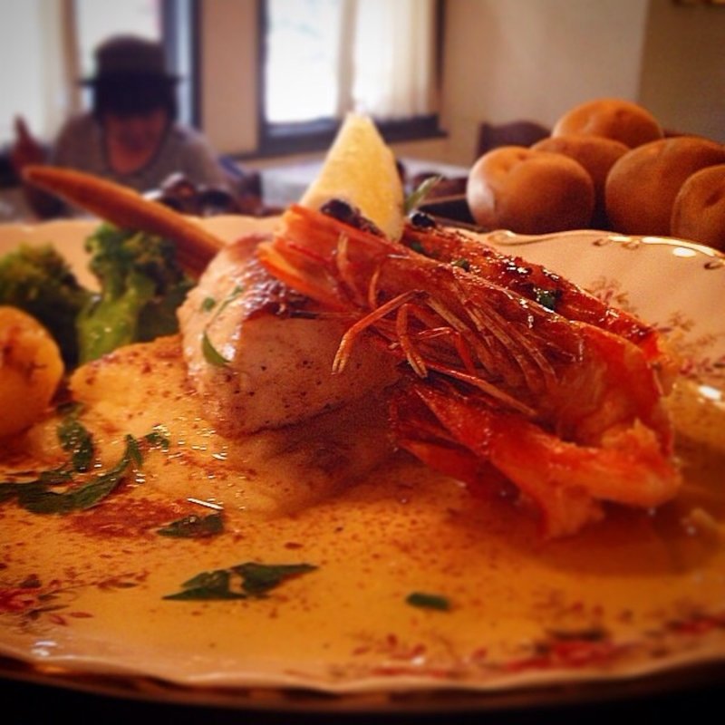 真鯛のポワレ 天使の海老添え(Caro.)