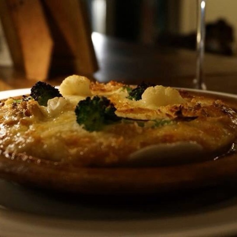 ブロッコリーとホタテのグラタン(Caro.)