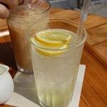 広島産レモンのレモンスカッシュ(Café MUJI 二子玉川)