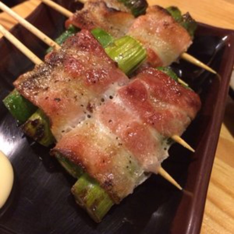 アスパラガス・ベーコン(Yakitori Yakyudori & Ramen)