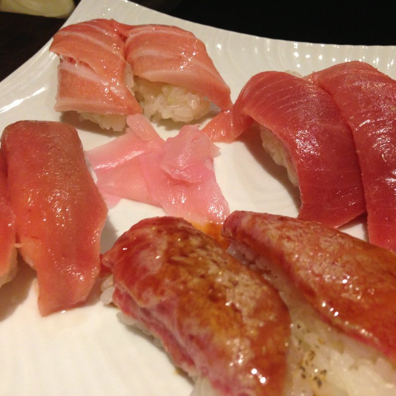 まぐろ寿司(マグロ専門居酒屋ひとし)