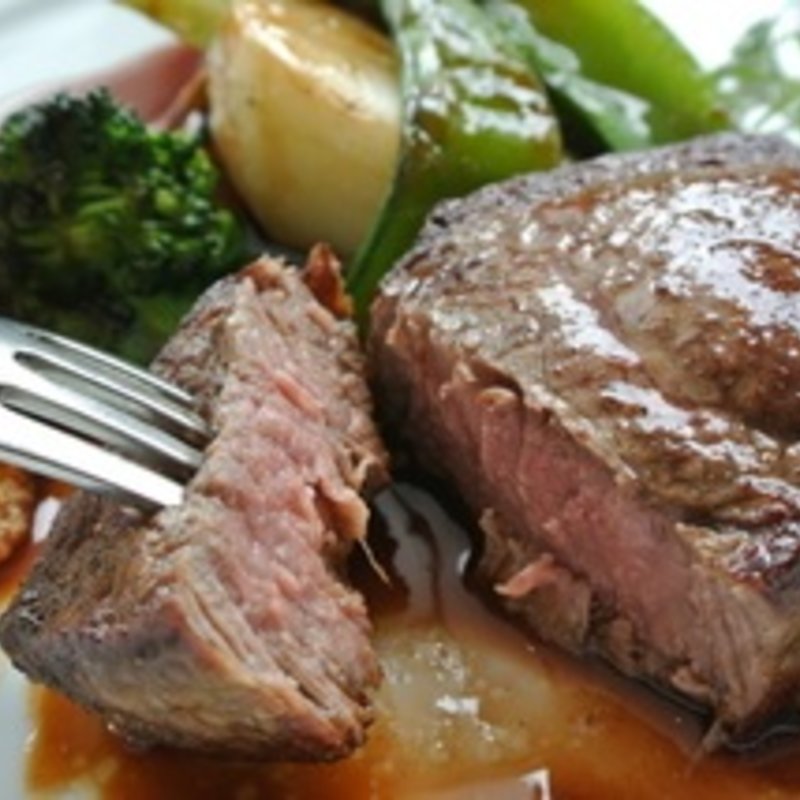 牛フィレ肉のポワレ 160g(レ・ジャルダン)