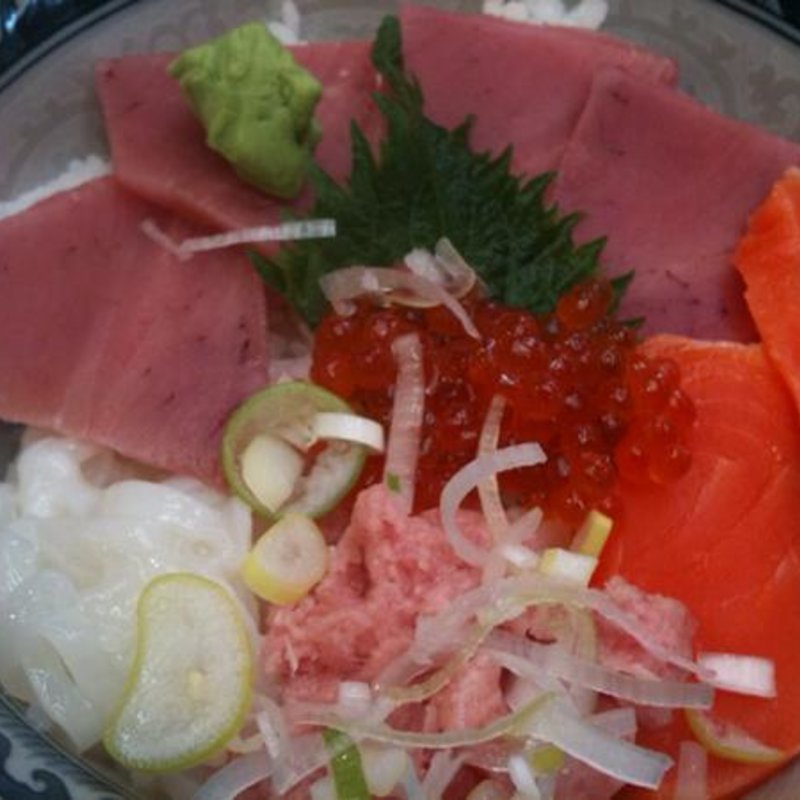 海鮮丼(みなとや食品)
