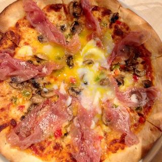 シェフの気まぐれピザ(Arancino Italian Restaurant)