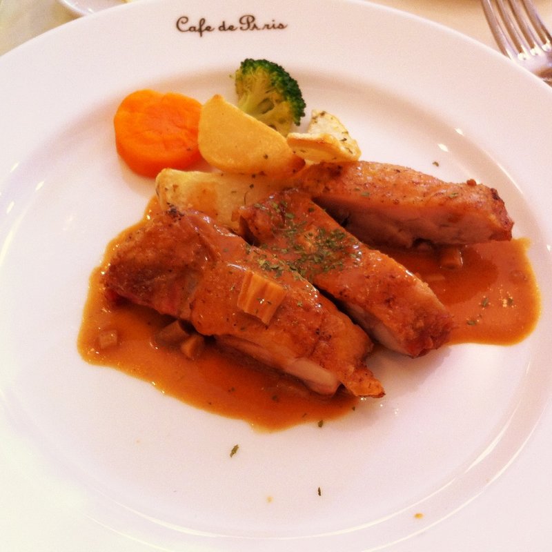 (カフェ ・ド・パリ)