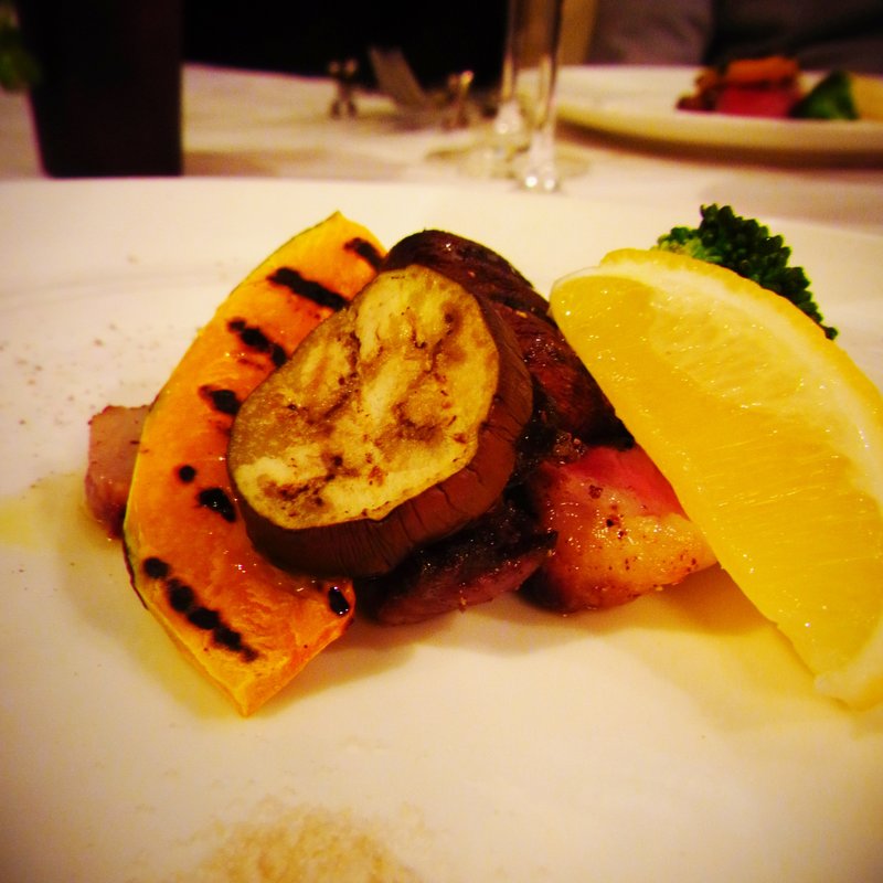 オマール海老と旬野菜のポワレ (ラグーン （WINE&DINING Lagoon ワインアンドダイニング ラグーン）)