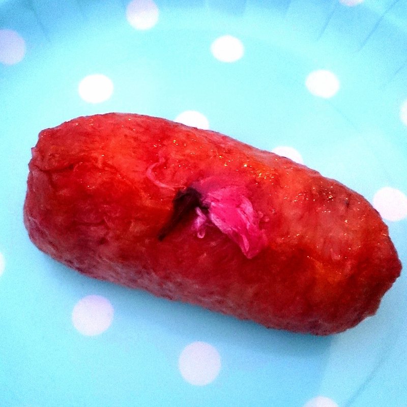 桜のお稲荷さん(豆狸 ジェイアール名古屋タカシマヤ店 （まめだ）)