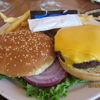 John Wayne Burger(The View)