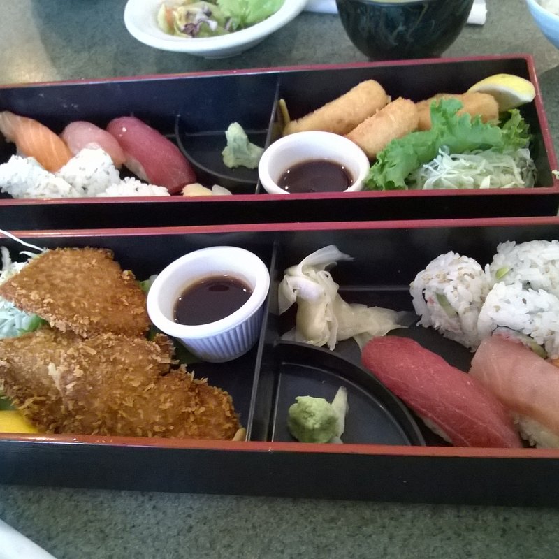 Sushi lunch set(Hanamizuki)