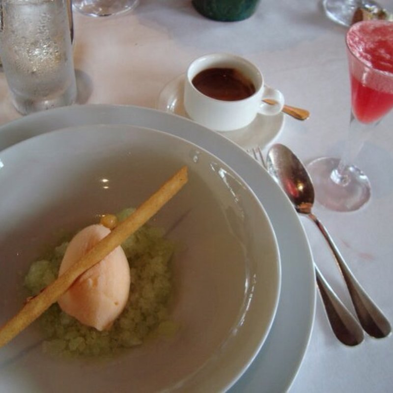 桃ソルベ(RIVER CAFE)