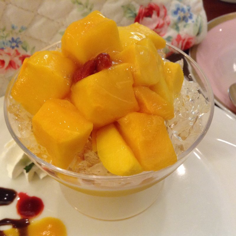 ケーキセット マンゴープリン(ティーラウンジ パルテール)