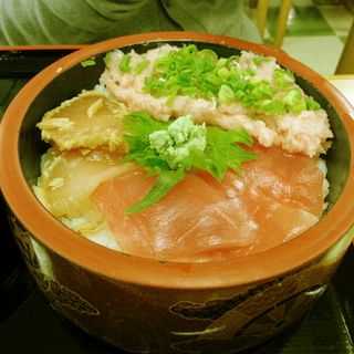 海鮮丼(さかな大食堂 渚 )