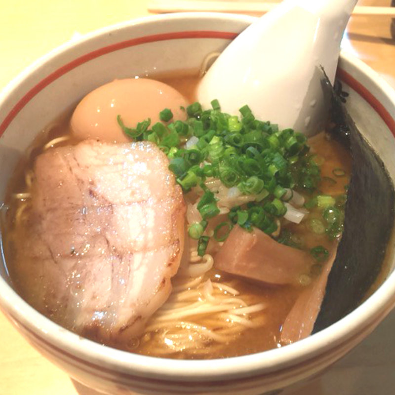 味玉らーめん(麺歩 バガボンド 本店 )