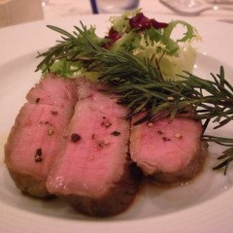 豚肉の炭火焼き(mondo)