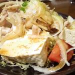 豆腐と豚しゃぶのオニオンサラダ(新和風空間 御料)