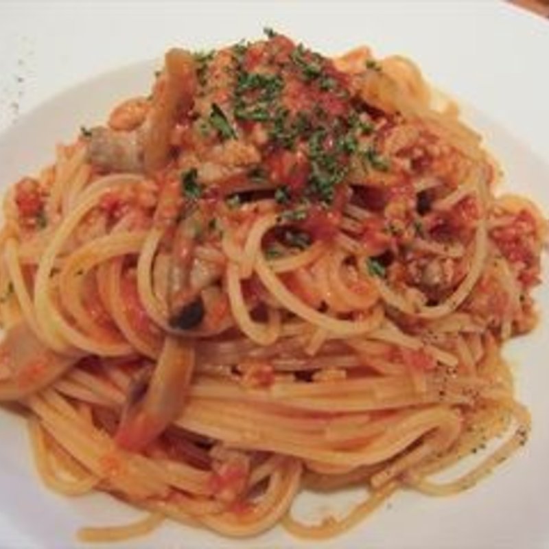 鶏挽肉とキノコのトマトソース(IL VENTO)