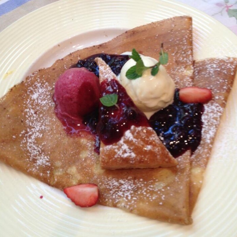 ベリーベリー(クレープリー・スタンド・シャンデレール)