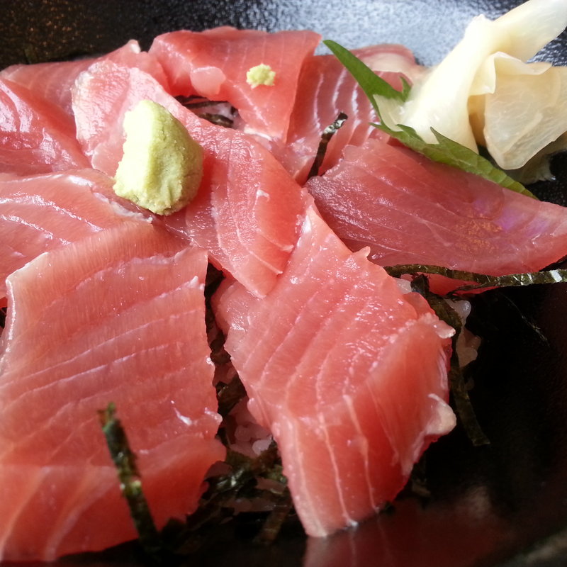 まぐろ丼(えぷろん亭 （えぷろんてい）)