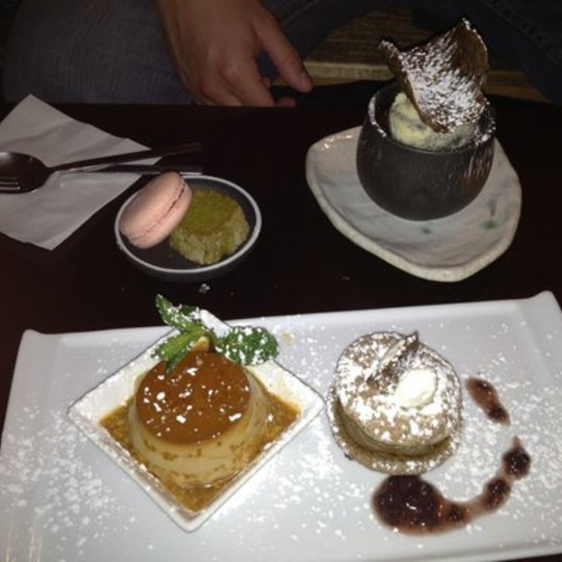 Chefs assortment and black sesame creme brûlée(Cha-An)