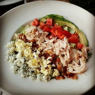 Cobb salad(THE DINER)