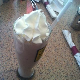 Oreo milkshake(THE DINER)