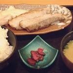 カンパチの塩焼き定食(桜勘)