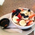 The Greek Yogurt (with berries and granola)(THE DINER)