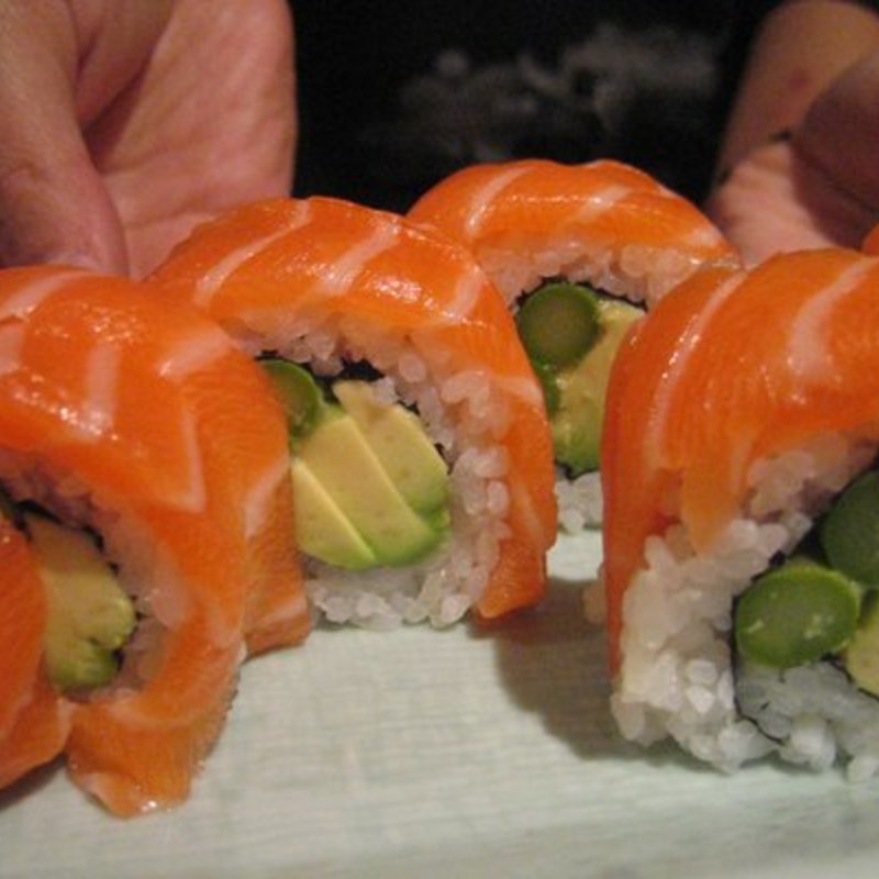 Tri-Color Roll(YAMA JAPANESE RESTAURANT')