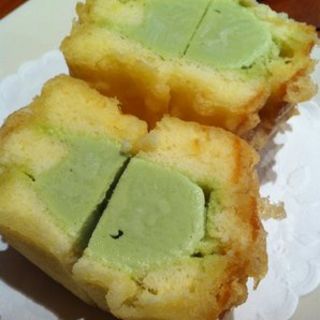 deep fried green tea ice cream(YAMA JAPANESE RESTAURANT')