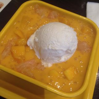 mango sago(beautiful memory dessert)