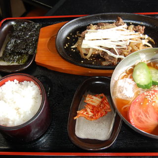 韓国プルコギ炒め定食