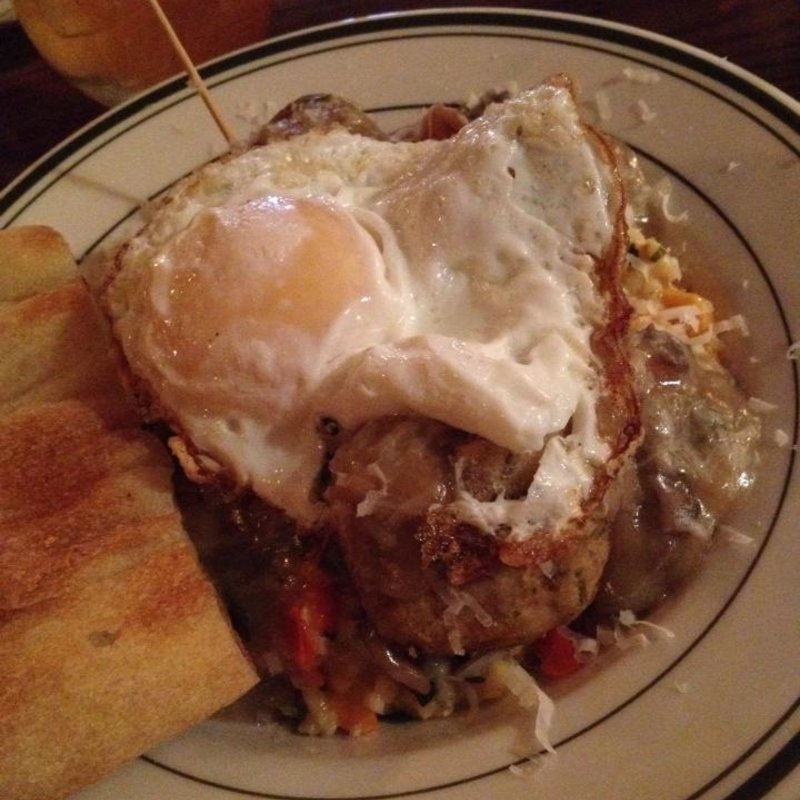 ミートボール目玉焼き(The Meatball Shop)