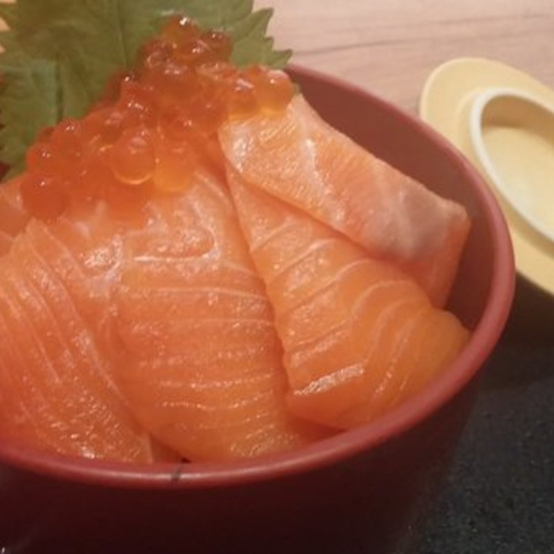 サーモンいくら丼(ootoya)