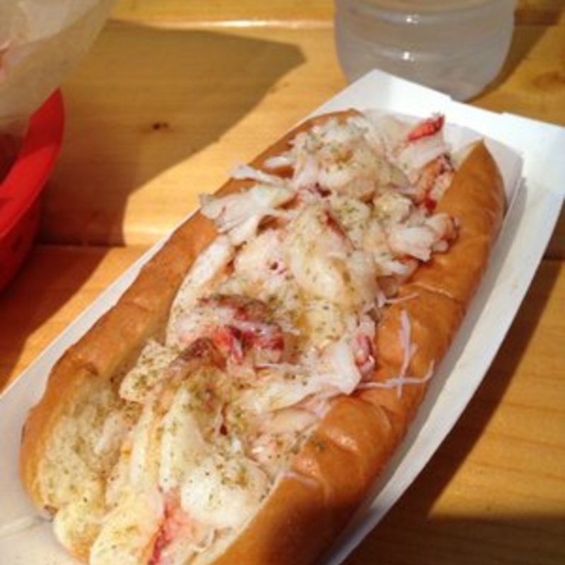 crub rool(luke's lobster)