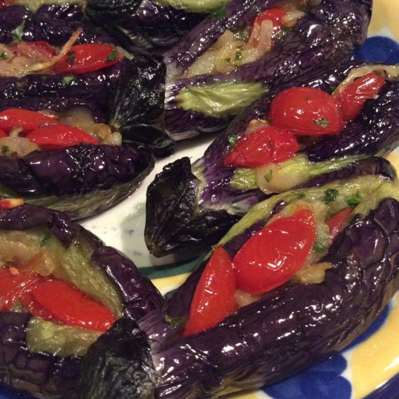 トルコの揚げ茄子の野菜詰め(勝どきワイン食堂ミキ )