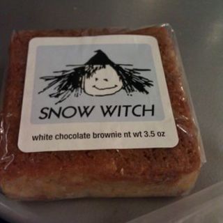 snow brownie, white chocolate(FAT WITCH BAKERY)