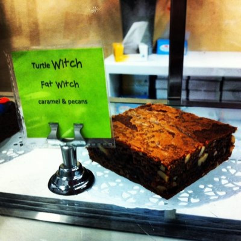 Turtle Witch(FAT WITCH BAKERY)