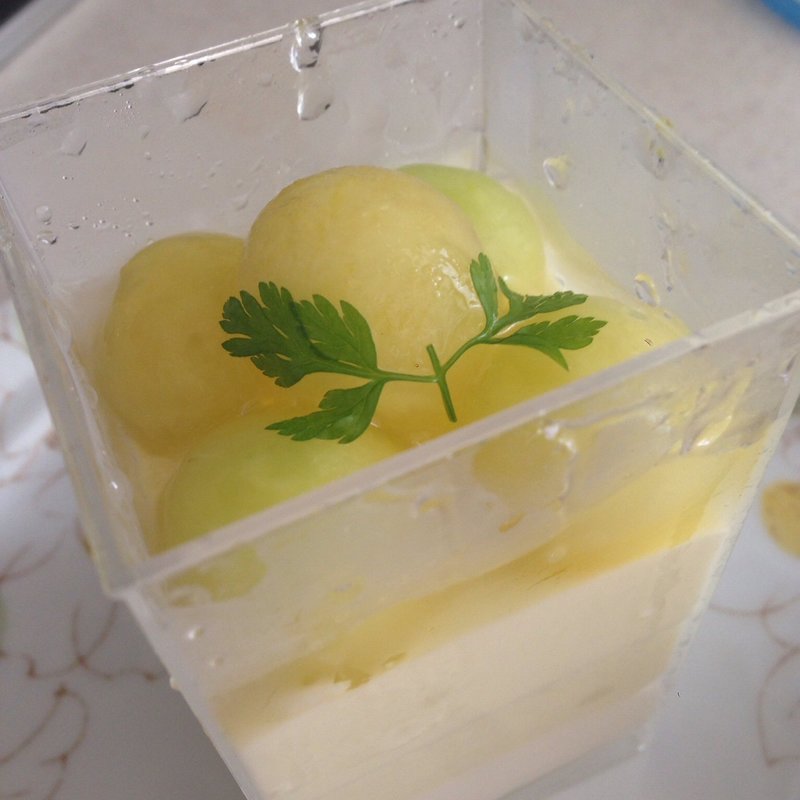 マスクメロンババロア(京橋千疋屋 東京駅一番街店)