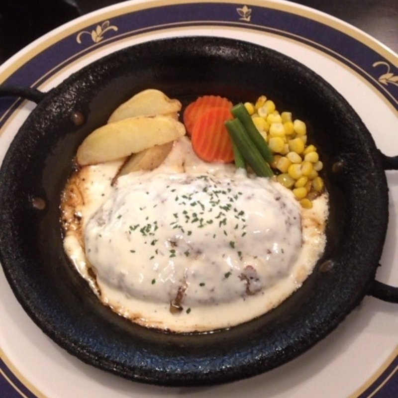 名物タルタルハンバーグ(Restaurant ドンキホー亭(ハンバーグ&洋食))